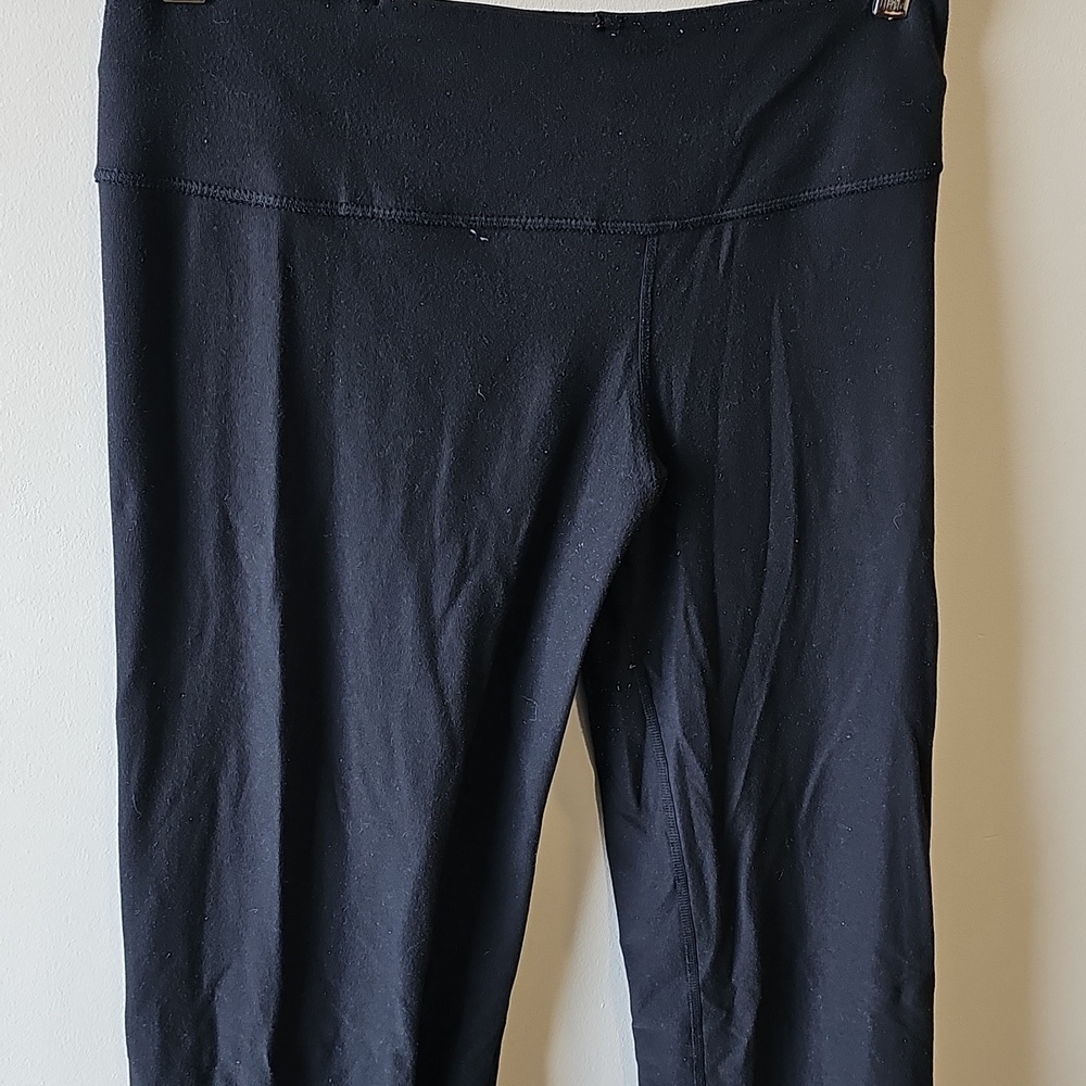lululemon athletica 29x30 Black Flare Yoga Pants - Picture 2 of 5
